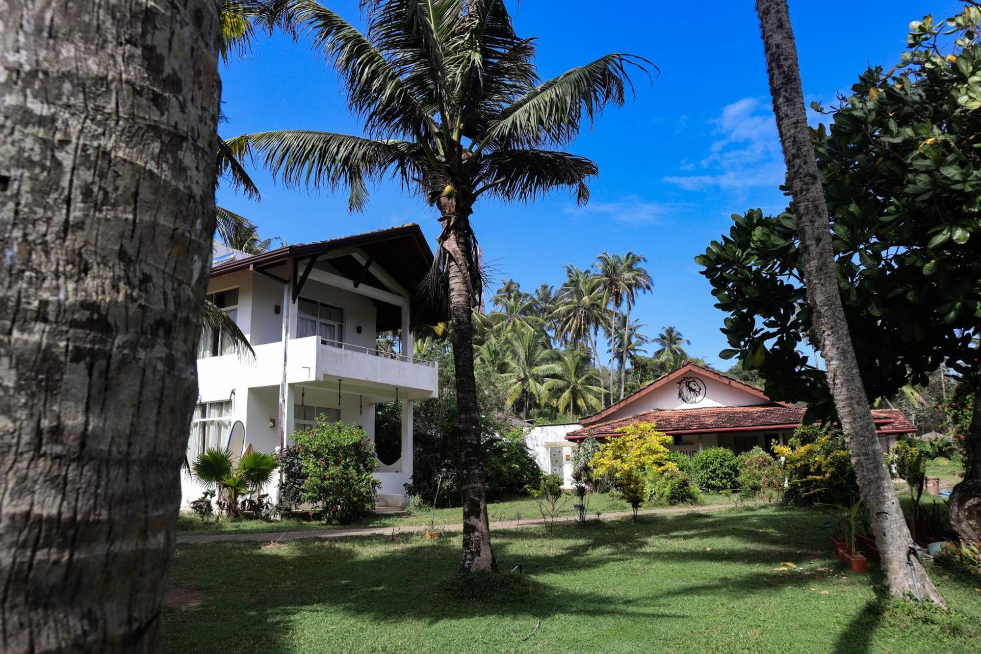 Hotel Singhe House Dikwella Exterior foto