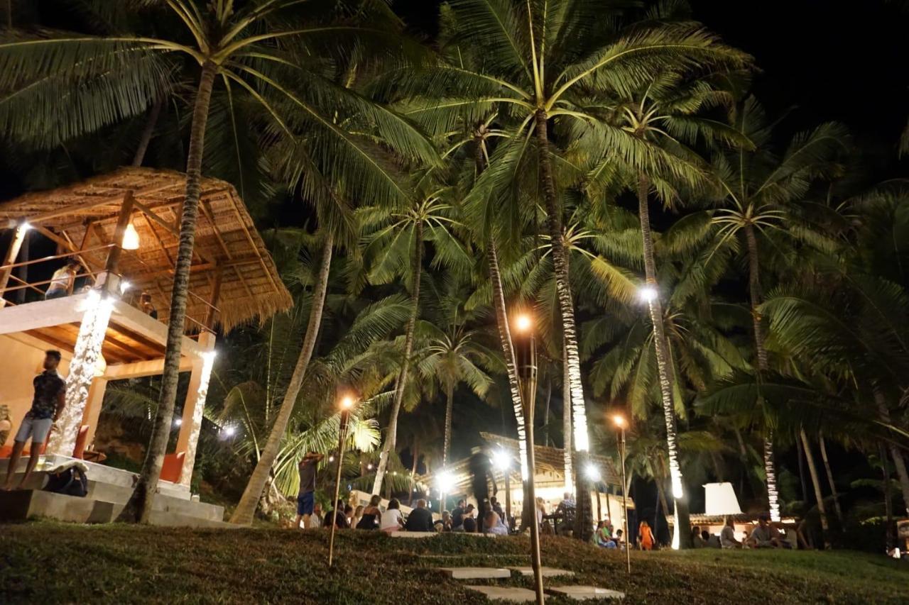 Hotel Singhe House Dikwella Exterior foto